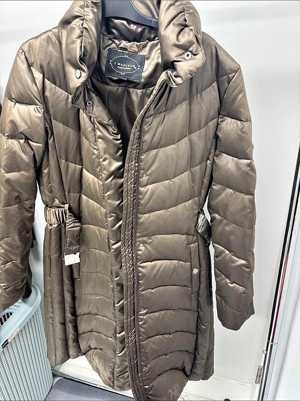1 Madison size M Quilted Puffer Coat in Brown Like New